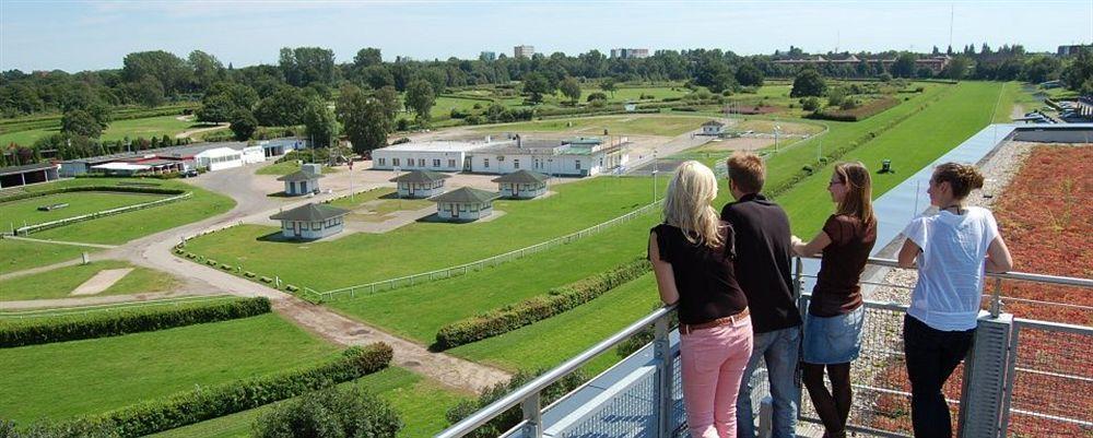 Jugendherberge Hamburg Horner Rennbahn Экстерьер фото